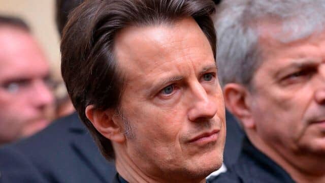 Vincent Perrot a-t-il changé grâce à la chirurgie esthétique ?